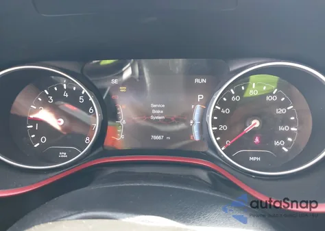 2019 Jeep Compass Trailhawk 4X4 z USA, uszkodzony, nr VIN 3C4NJDDB1KT690336